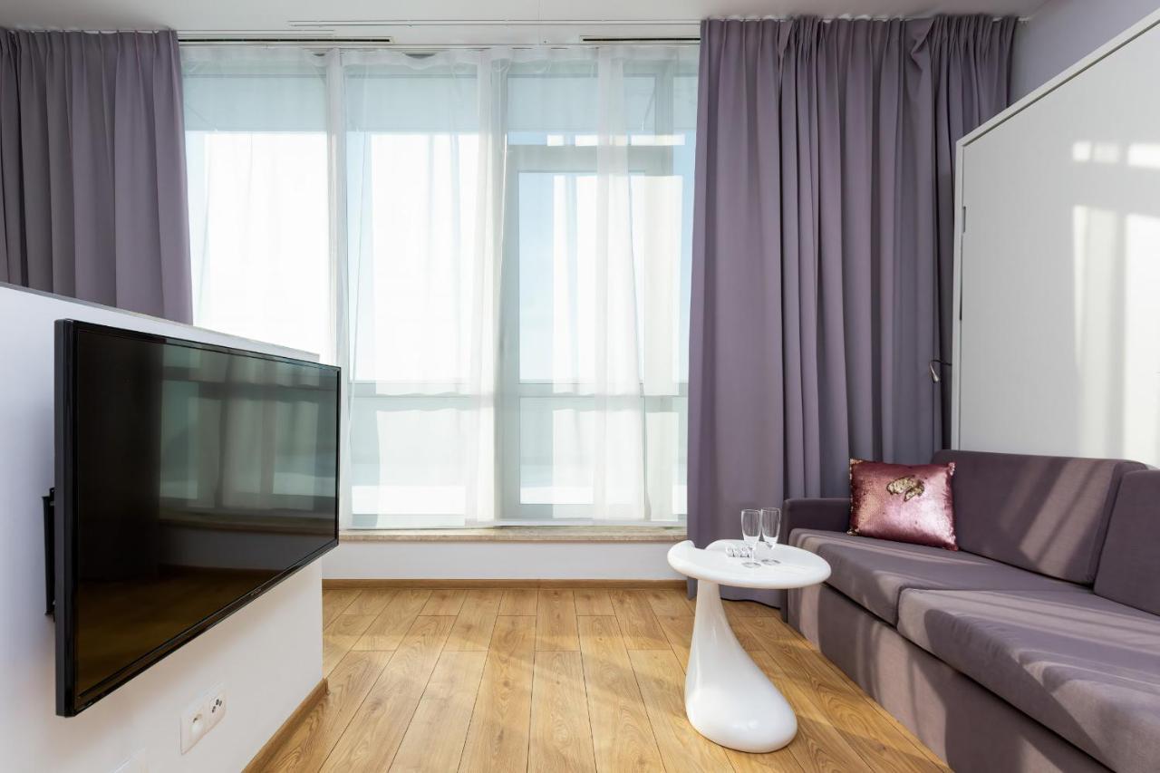Varsovia Apartments Warsaw By Noclegi Renters Bagian luar foto