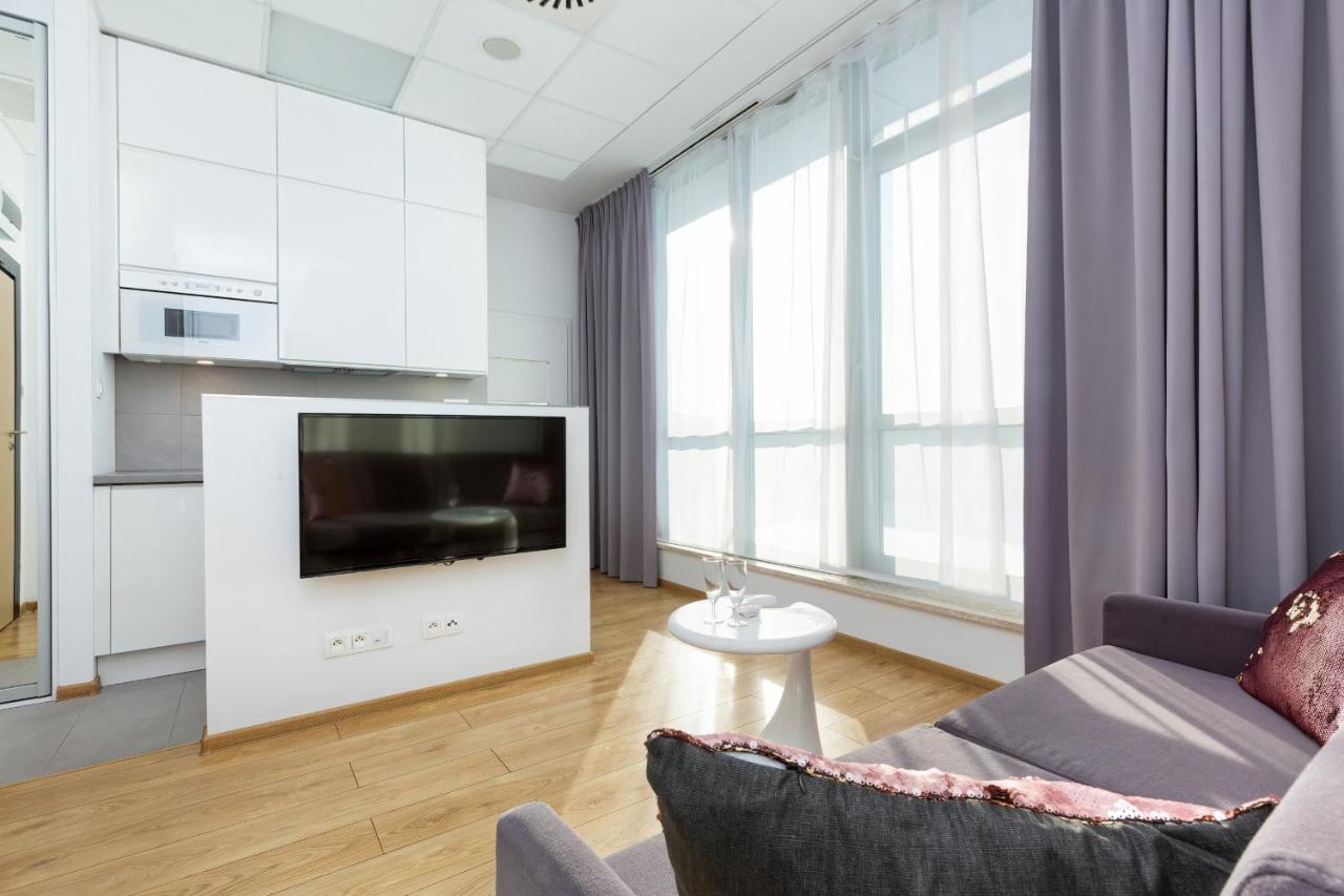 Varsovia Apartments Warsaw By Noclegi Renters Bagian luar foto