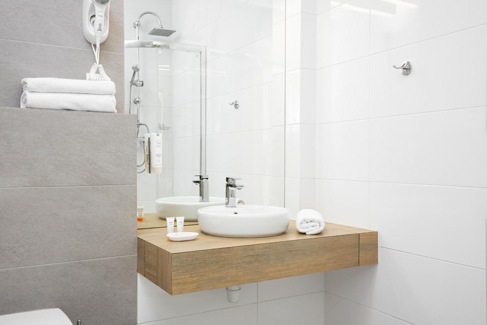 Varsovia Apartments Warsaw By Noclegi Renters Bagian luar foto